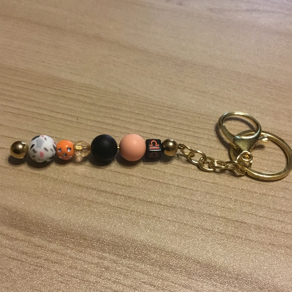 Chic Multicolor Beaded Key Holder